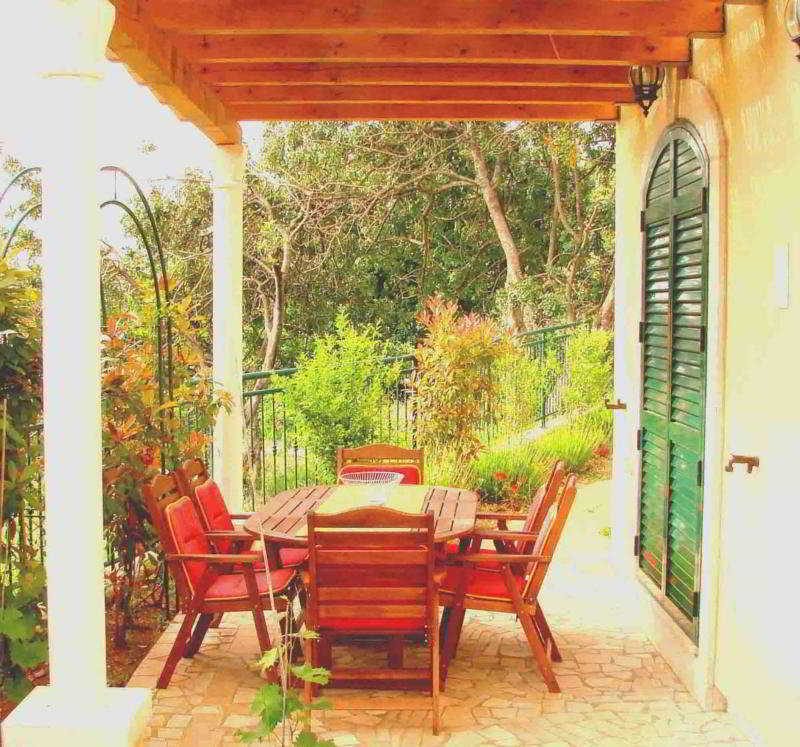 St. Peter Villas Krucica  Buitenkant foto